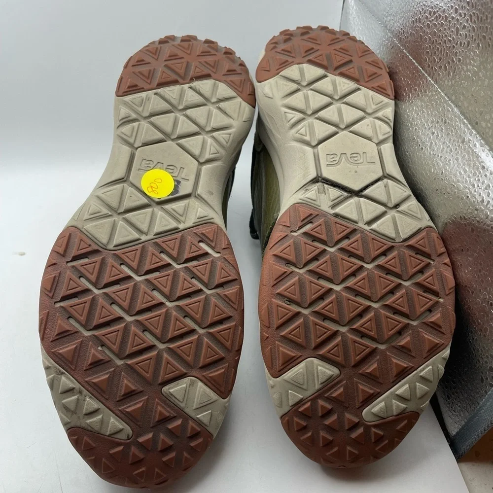 Teva Grandview GTW waterproof men’s green leather hiking boots size 7